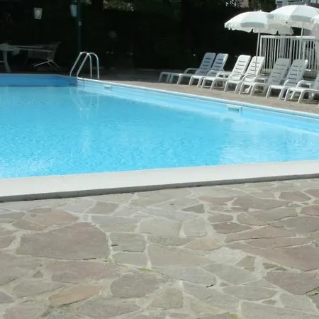 Appartamento Poggio Al Sirmione